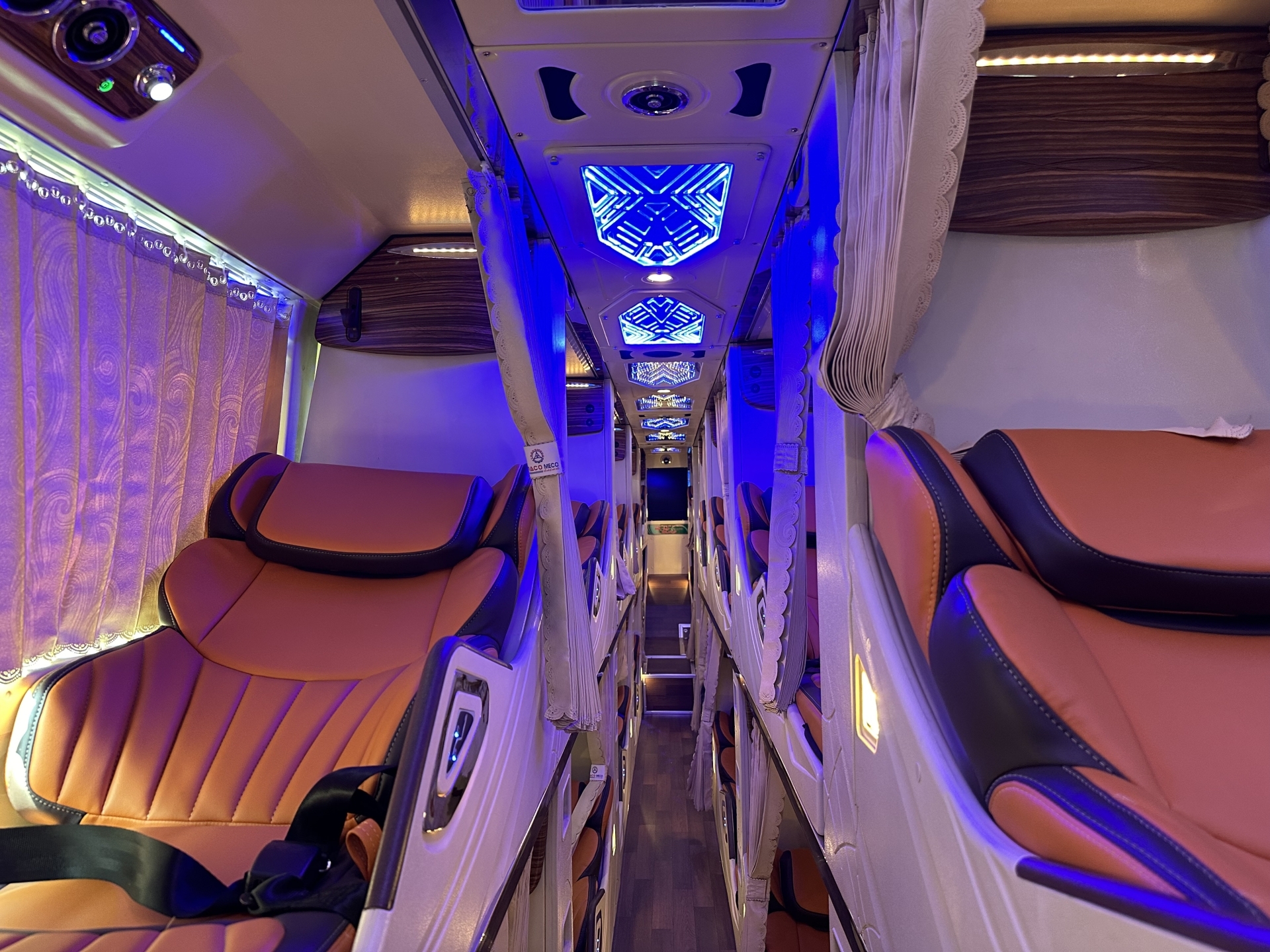 xe khách tracomeco 34 phòng limousine