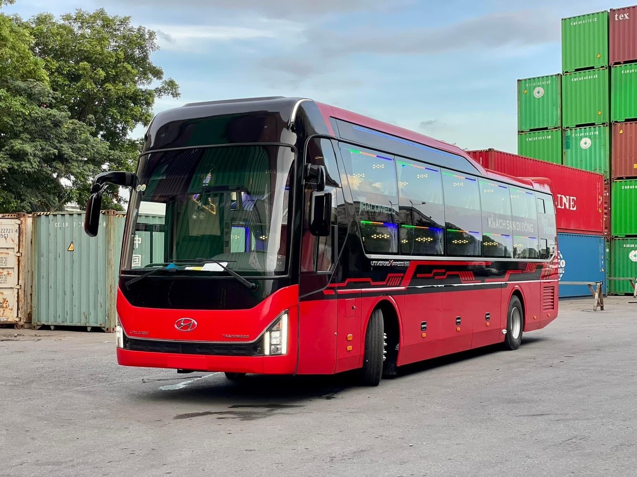 Xe khách Tracomeco 34 phòng