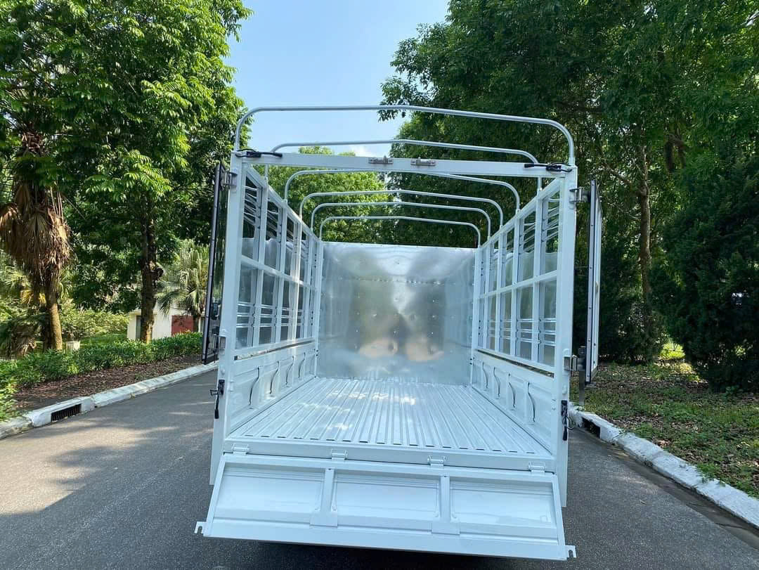 FOTON T25 TẢI TRỌNG ~990KG MUI BẠT MÀU TRẮNG