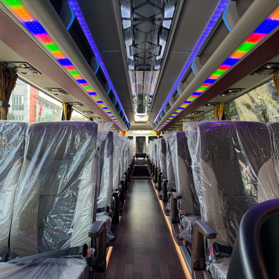 XE KHÁCH TRACOMECO UNIVERSE 47 CHỖ - WEICHAI 430PS