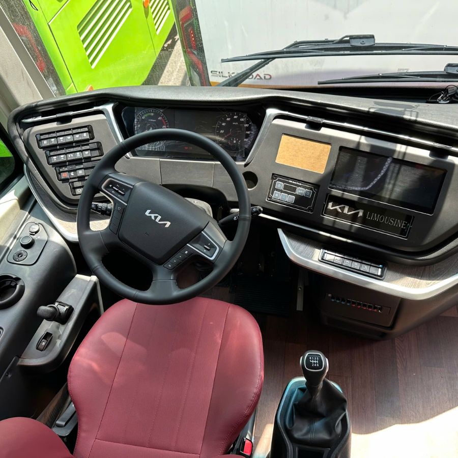 XE KHÁCH TRACOMECO LIMOUSINE 24 PHÒNG HYUNDAI 425PS