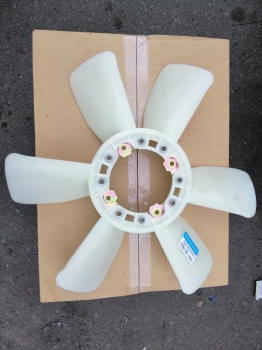 Cánh Quạt Két Nước