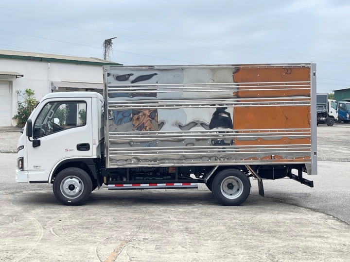 VEAM S80 THÙNG KÍN CỬA HÔNG MÀU TRẮNG