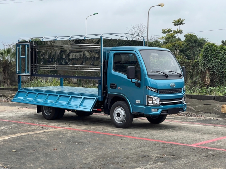 VEAM S80 MUI BẠT MÀU XANH NGỌC