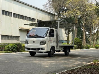 VEAM FOTON T25 THÙNG KÍN CÁNH DƠI MÀU TRẮNG