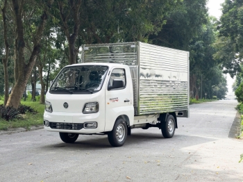 VEAM FOTON T25 TẢI TRỌNG 990KG THÙNG KÍN CỬA HÔNG MÀU TRẮNG