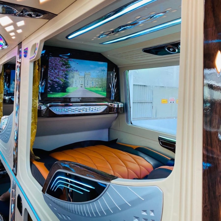 XE KHÁCH TRACOMECO LIMOUSINE 24 PHÒNG HYUNDAI 425PS